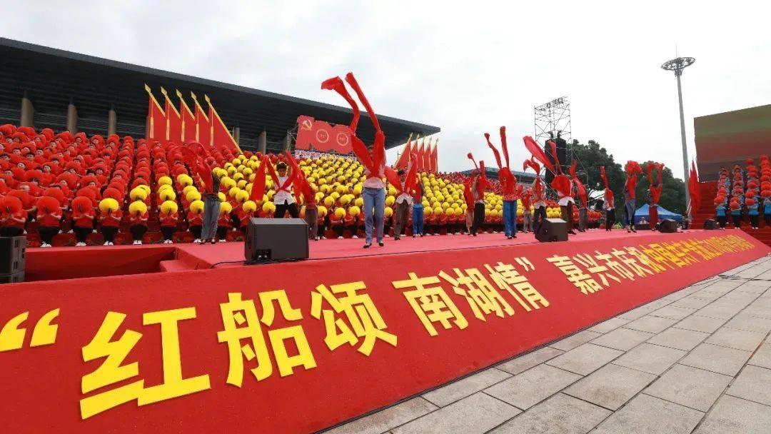 带女网友去私影1小时4900，两周后美女消失！男子：以为真爱来了